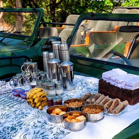 Mahua Kothi Bandhavgarh - A Taj Safari Villa Tāla Kültér fotó